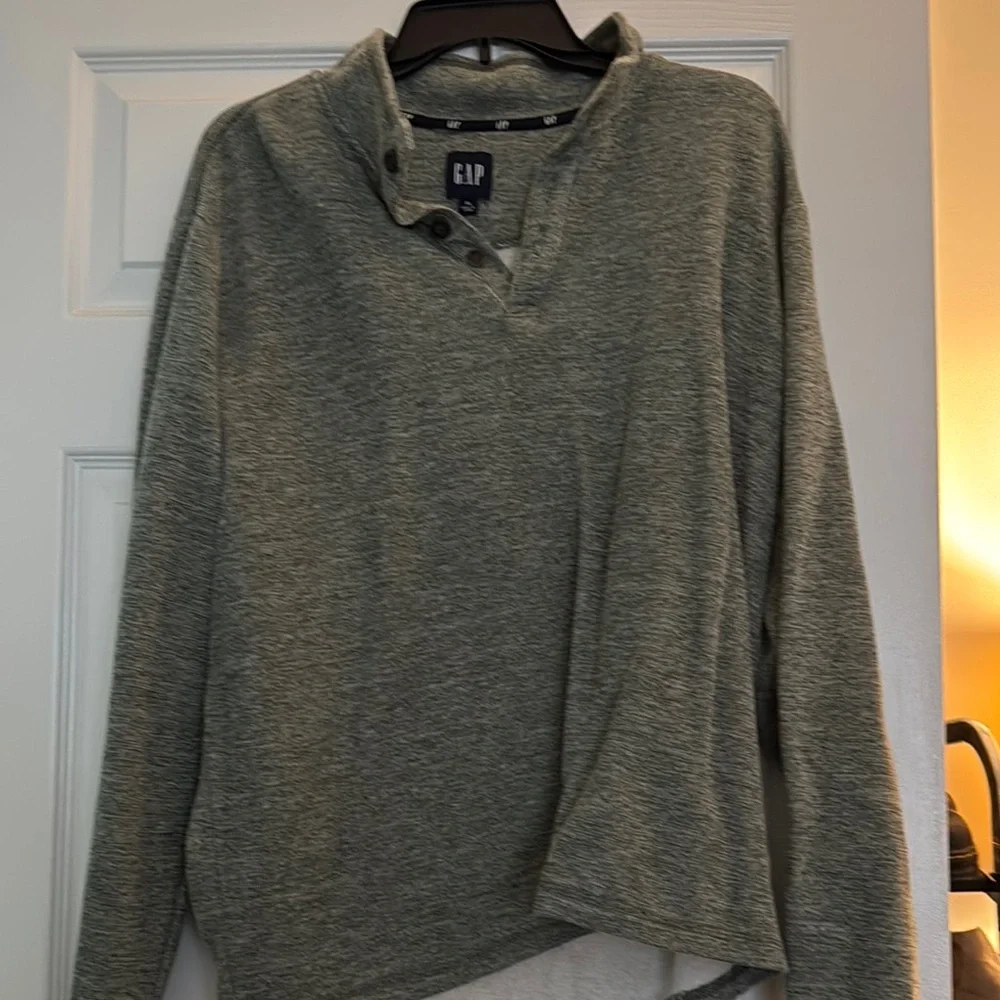 GAP Heather Green Pullover Sweater